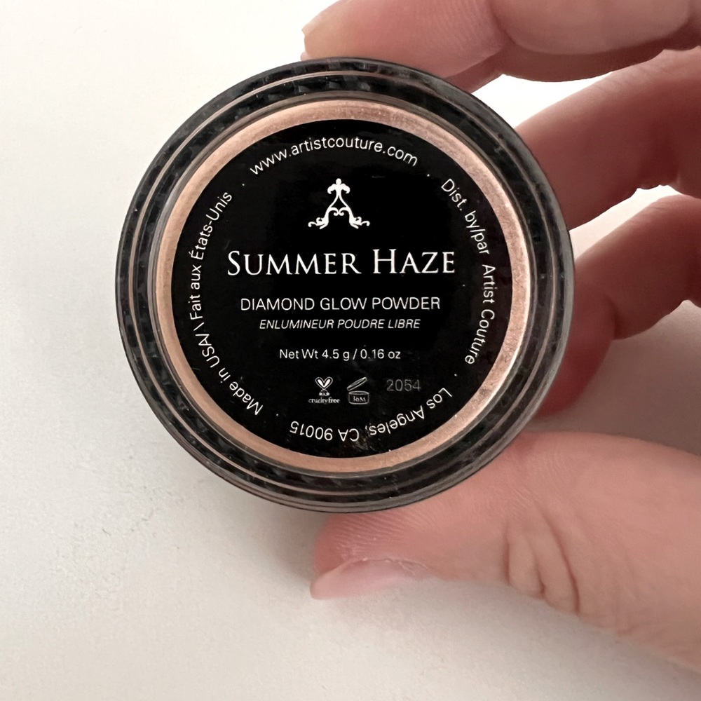 Artist Couture glow powder